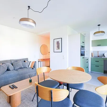 Apartment New - Terrasse 100m De La *